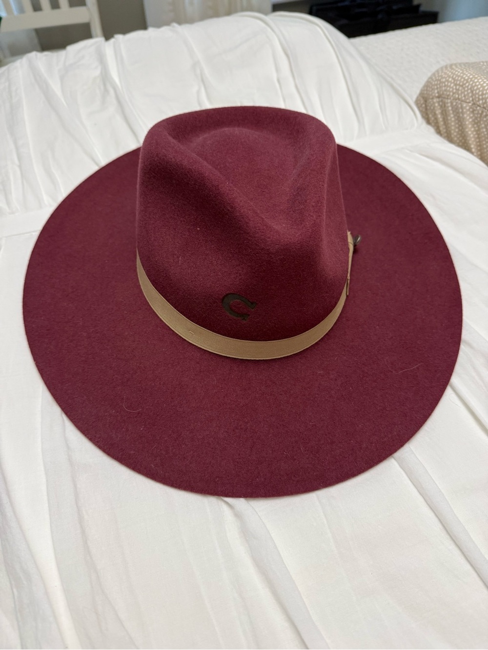 Charlie Horse Burgundy Wide-Brim Felt Fedora with Tan Band